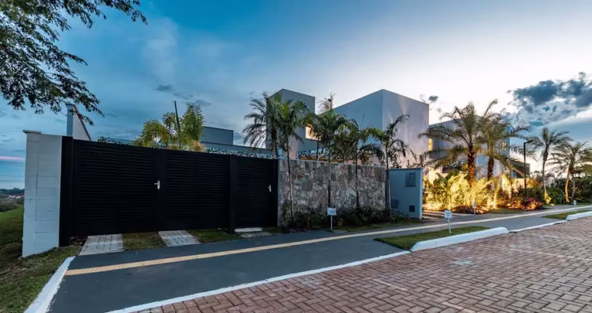 Casa em condomínio fechado com 3 quartos à venda na Afonso Noé, Jardins Berlim, Senador Canedo