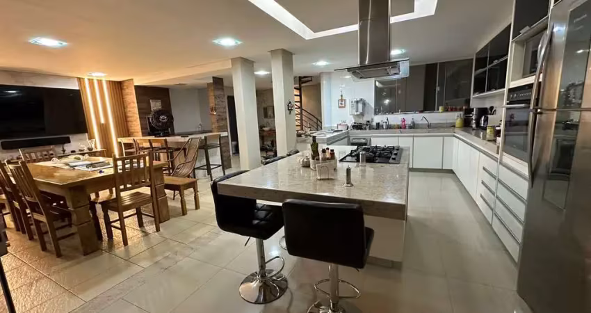 Casa com 4 quartos à venda na Rua Uirapuru, 48, Parque das Laranjeiras, Goiânia