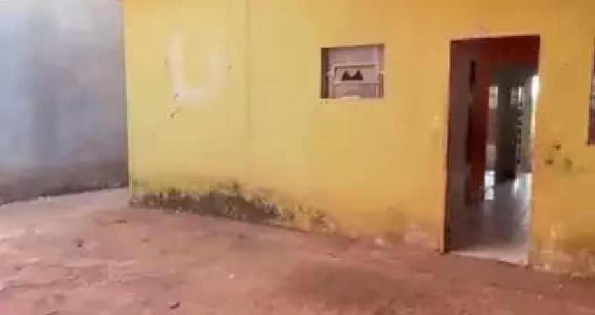 Casa com 3 quartos à venda na T-4, Jardim Imperial, Goianira