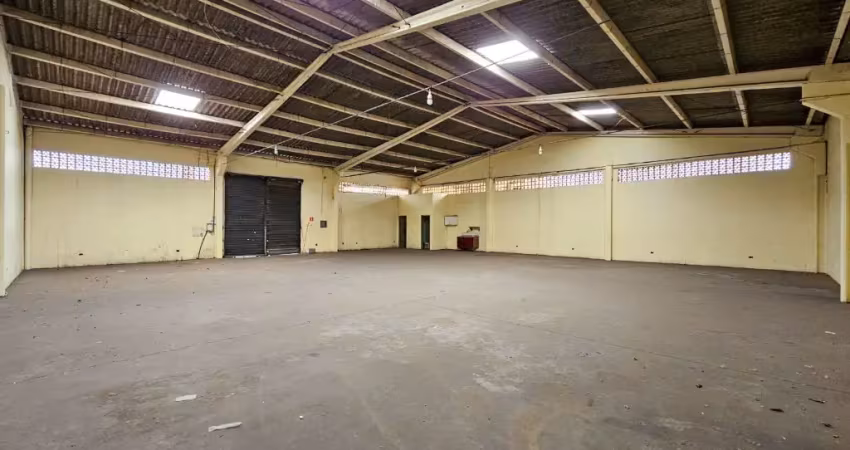 Terreno com barracão à venda no rebouças – 931m² de potencial em localização privilegiada