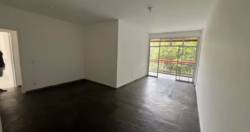 Rua dona mariana 3 quartos 2 vagas 1 suite oportunidade na melhor rua de botafogo.