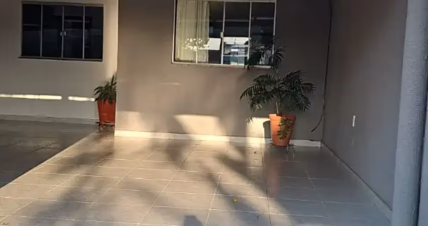 Casa em um dos bairros que mais cresce em aparecida, jardim helvécia ideal para quem quer morar com segurança e qualidade de vida.