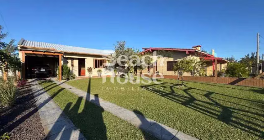 Belissíma casa com 3 dormitorios bem localizada na nova tramandaí!
