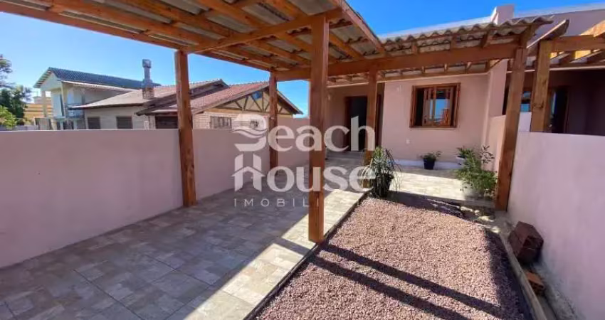 Casa exuberante localizada no bairro tramandaí sul costa mar!!