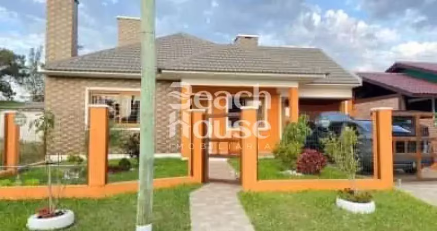 Conforto e lazer em nova tramandaí: casa mobiliada com 3 quartos, piscina e churrasqueira para momentos incríveis !!!