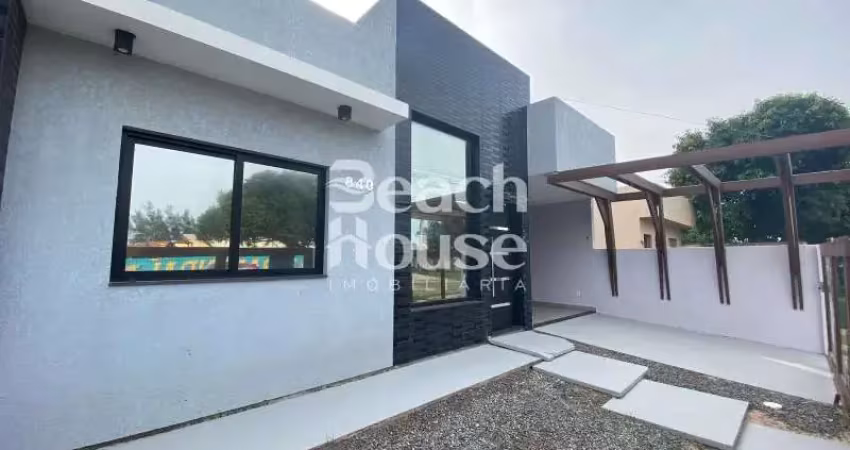 Casa com 2 dormitorios próximo  do mar! bairro zona nova em tramandaí