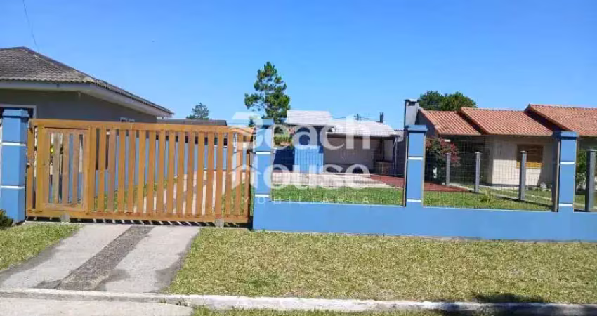 Incrível terreno com piscina localizado em região de moradores !!!