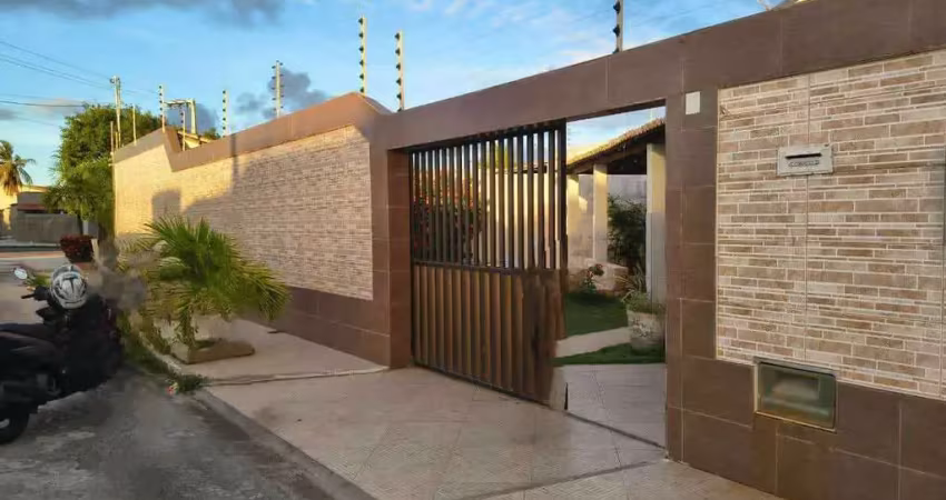 Casa com 3 quartos à venda na Rua Antônio Torres, Centro, Pirambu