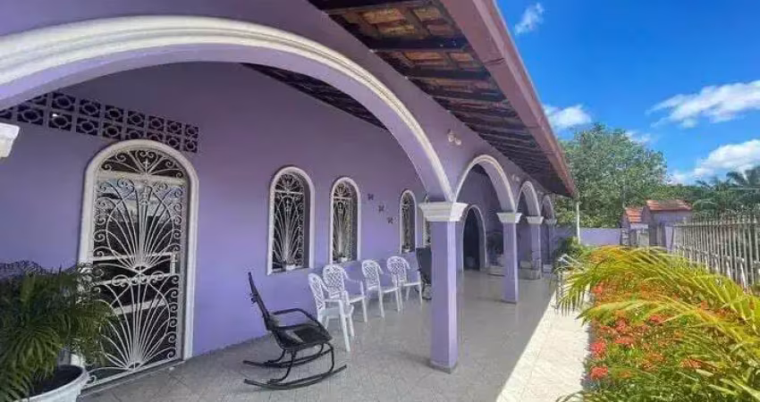 Casa com 3 quartos à venda na Rua das Hortênsias, 22, Aleixo, Manaus