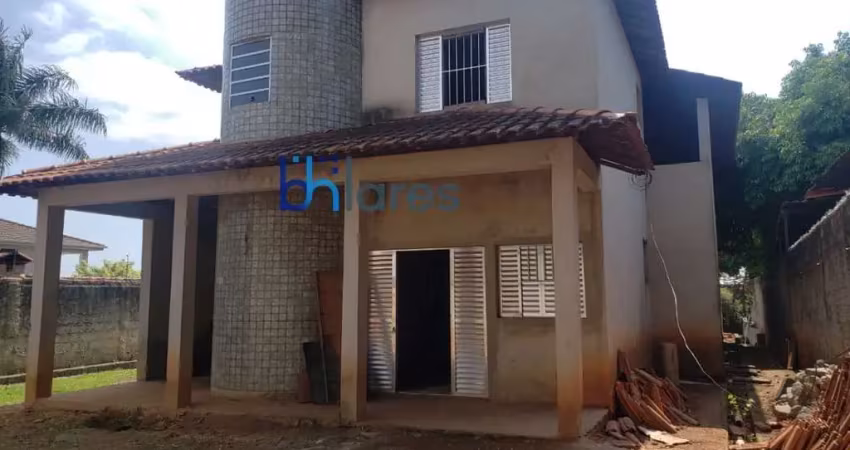 Casa colonial para venda em trevo belo horizonte-mg