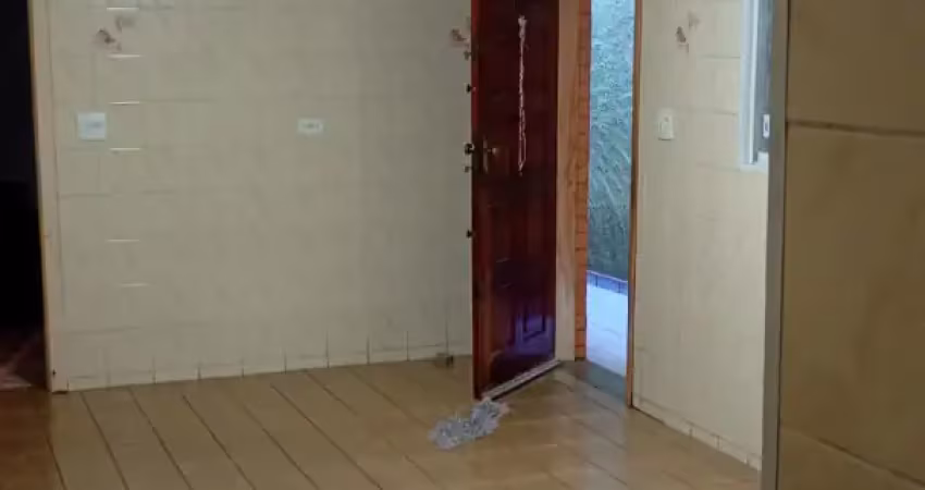 Imóvel amplo com 03 dormitórios e 02 vagas de carro - bairro aricanduva