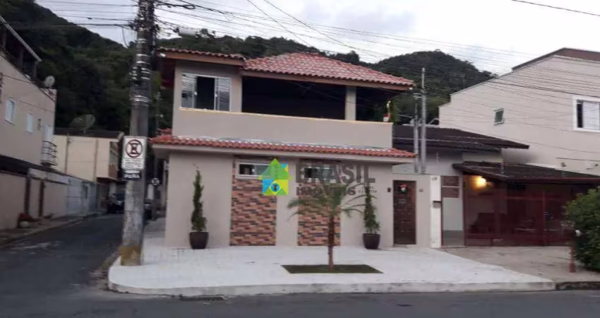 Casa com 3 dormitórios à venda, 131 m² por r$ 850.000,00 - centro - poços de caldas/mg
