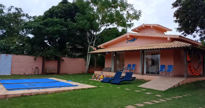 Vendo 2 imoveis com piscina na marina em buzios,local nobre a 1 minuto da praia