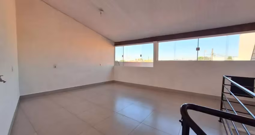 Casa com 3 quartos à venda na Rua Hormindo de Queiroz, 661, Vila Bancária, Leme