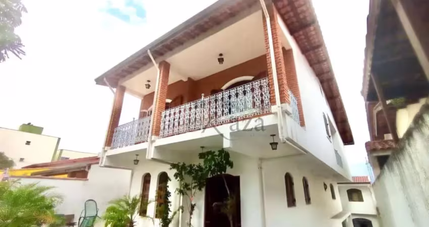 Oportunidade - casa sobrado - jardim das indústrias - 4 dormitórios - 327m².