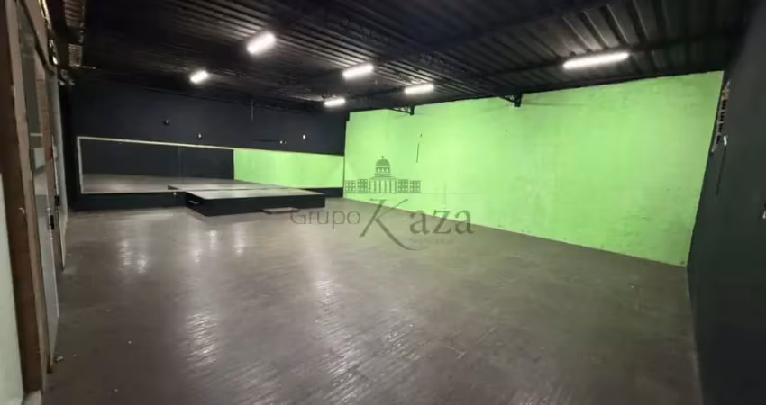 Casa comercial para alugar na Avenida dos Narcisos, Jardim Motorama, São José dos Campos