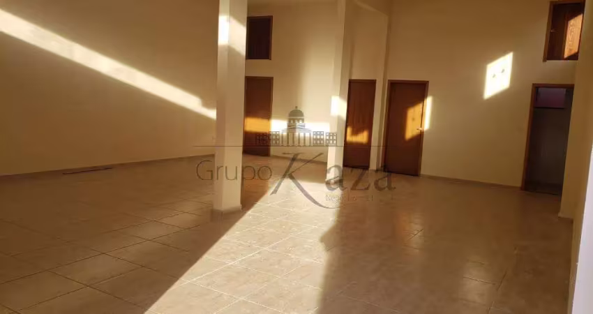 Casa comercial para alugar na Avenida Nadyr Mota Cortês, Jardim Santa Rosa, São José dos Campos