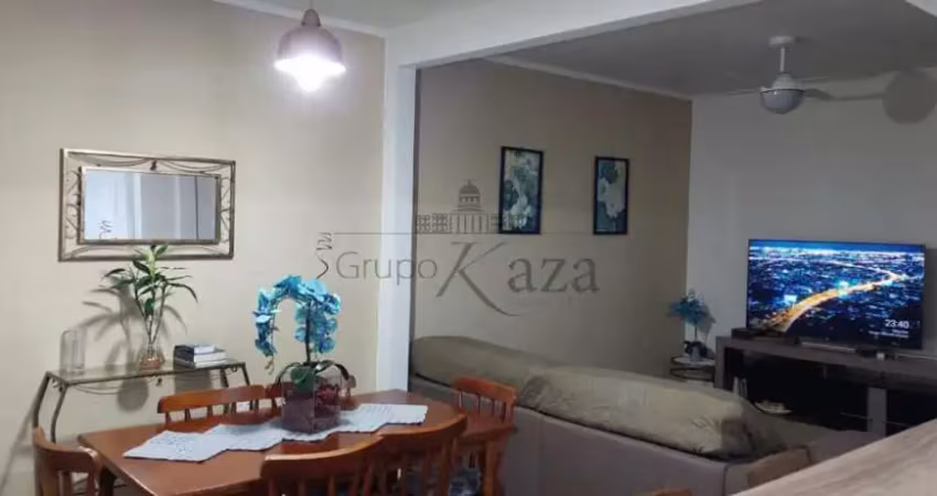 Casa com 2 quartos à venda na Rua Miguel Eras, Vila Rossi, São José dos Campos