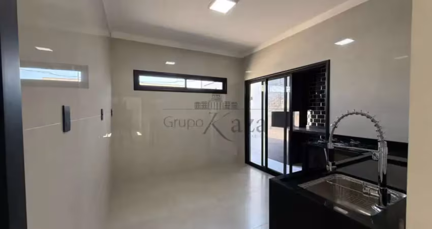 Casa com 3 quartos à venda na Avenida Salinas, Bosque dos Eucaliptos, São José dos Campos