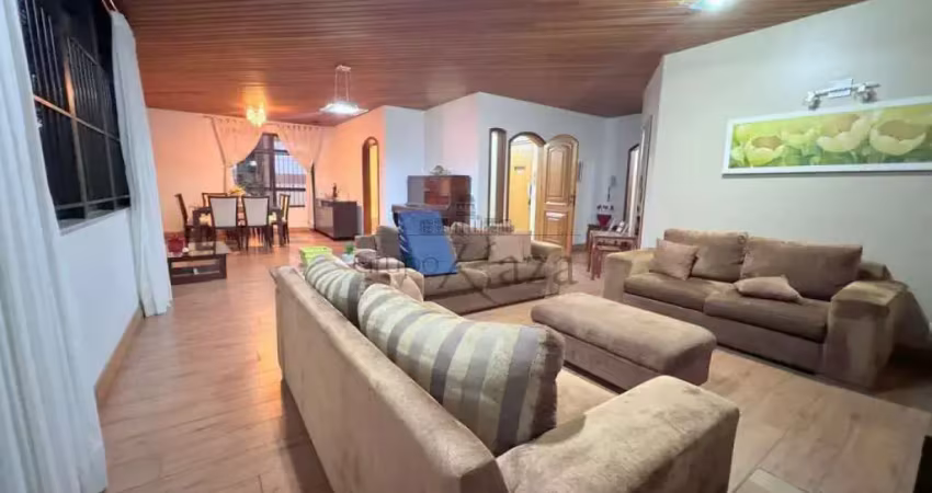 Oportunidade - apartamento - residencial joanna odília - vila adyana - 4 dormitórios - 240m².