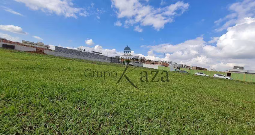 Terreno de esquina - urbanova - condomínio colinas paratehy - 667m².
