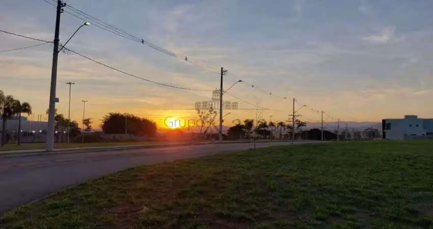 Oportunidade - terreno em condomínio - eugênio de mello - vereda dos campos -  403m².