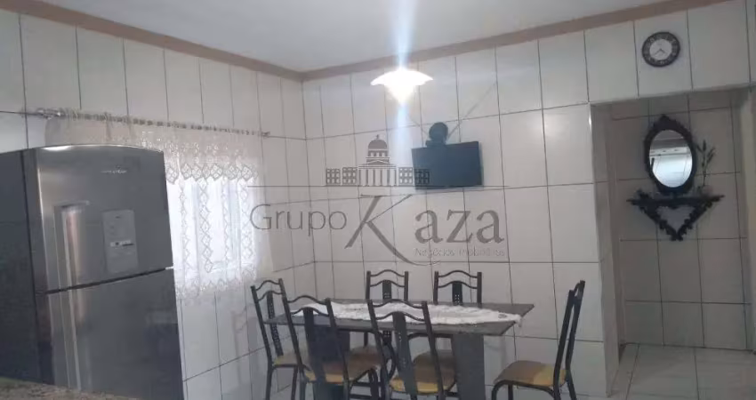 Casa com 3 quartos à venda na Praça Santana, Santana, São José dos Campos