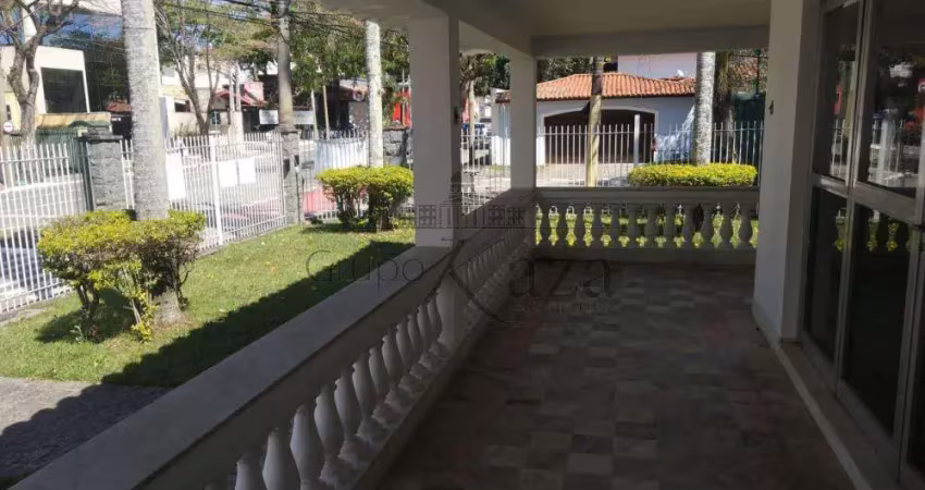 Casa comercial residencial - jardim apolo - 4 dormitórios - 470m².
