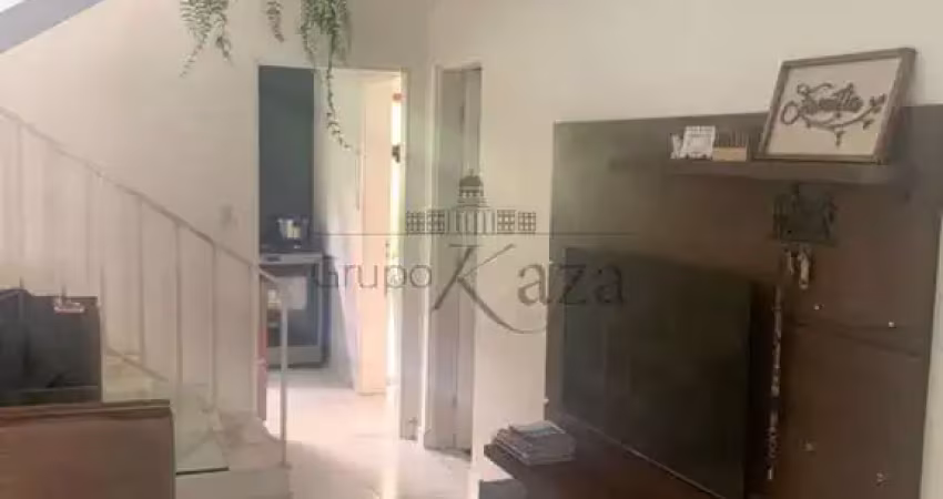 Oportunidade - casa sobrado - bosque dos ipês - 2 dormitórios - 85m².
