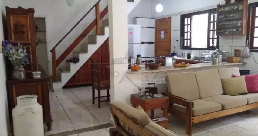 Casa com 3 quartos à venda na Rua Olímpia Maria de Paula, 0, 175945, Portal de Minas, São José dos Campos
