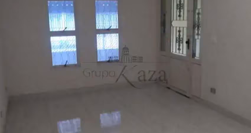 Casa sobrado - residencial união - 3 dormitórios - 140m² - aceita permuta.
