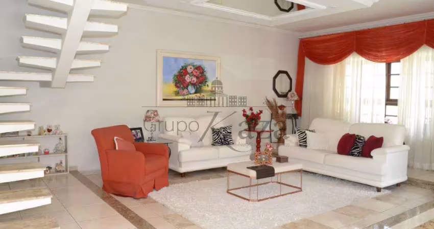 Sobrado em rua fechada - altos de santana i - jacareí - 230m² - 3 dormitórios
