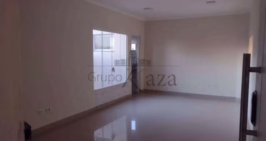 Sala comercial para alugar na Avenida Capitão Joaquim Pinheiro do Prado, Sala 03, Centro, Jacareí