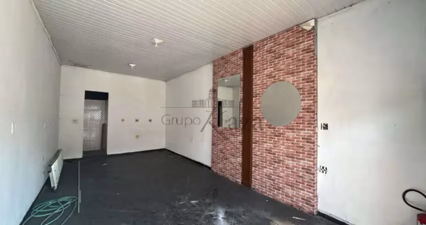 Casa comercial para alugar na Rua Doutor Lúcio Malta, Centro, Jacareí
