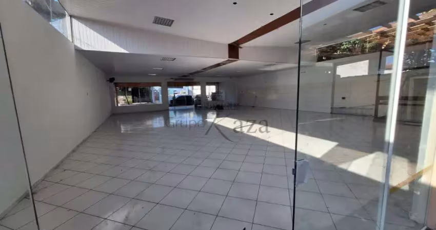 Casa comercial para alugar na Rua Barão de Jacareí, Centro, Jacareí
