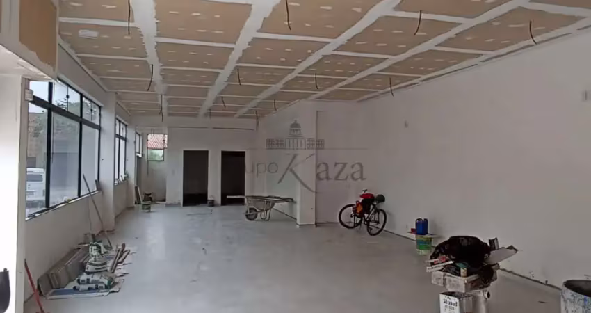 Casa comercial para alugar na Rua Largo do Riachuelo, Loja Térrea, Centro, Jacareí