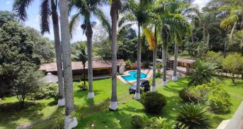 Chácara  - condomínio haras lagoinha- jacareí - 3 dormitórios / 2 suíte - 1.590m²de terreno.
