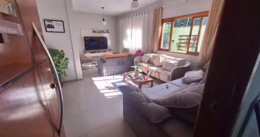 Oportunidade - casa - jardim santa maria - jacareí - 3 dormitórios - 180m².