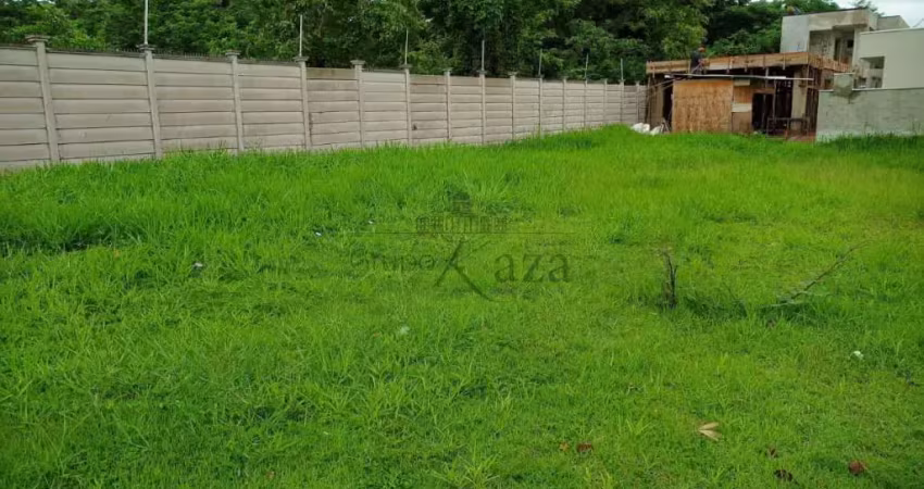 Terreno em condomínio - jardim jacinto - condomínio bosque dos manacás - 259m².