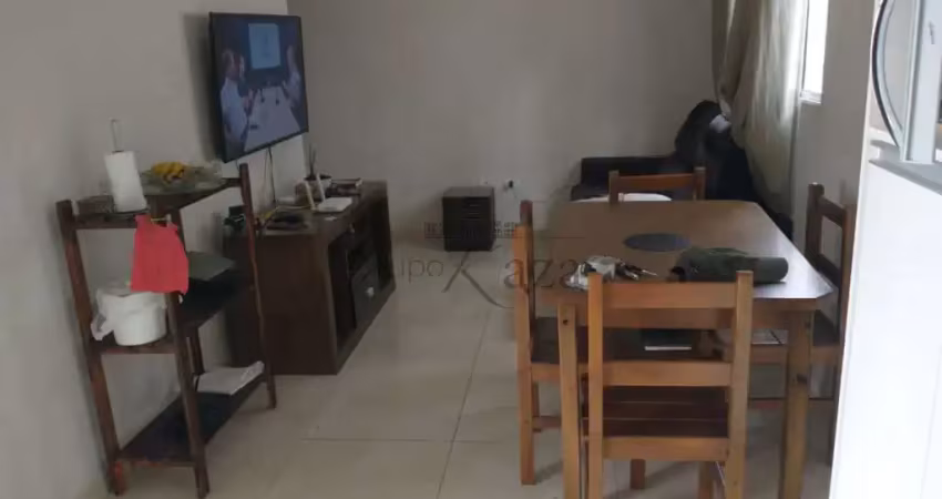 Oportunidade - casa - jardim sant`anna do pedregulho - terreno amplo - jacareí - 2 dormitórios - 90m².