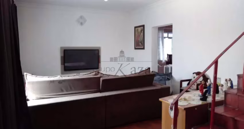 Oportunidade - casa - chácaras santa maria - jacareí - 2 dormitórios - 220,94m².