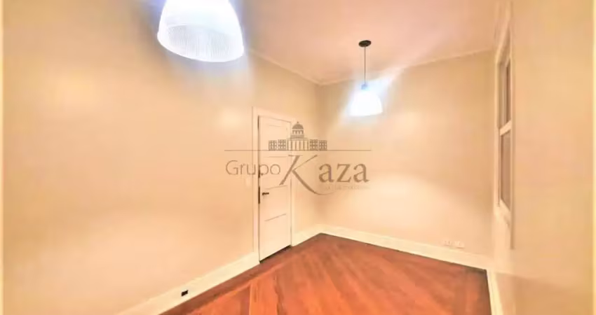 Casa com 3 quartos para alugar na Rua Piauí, 5121864, Higienópolis, São Paulo