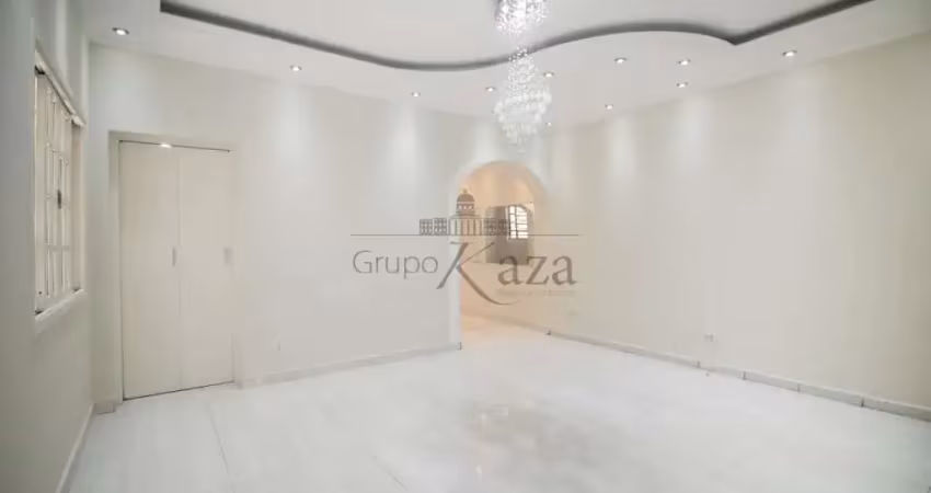 Casa com 4 quartos para alugar na Rua Paulo Bregaro, 512883, Vila Monumento, São Paulo