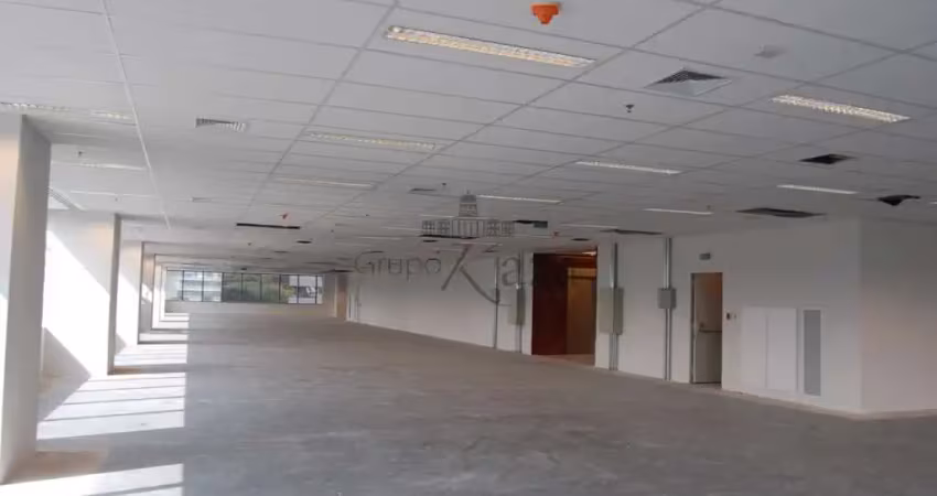 Prédio para alugar na Avenida das Nações Unidas, 51248171, Vila Gertrudes, São Paulo