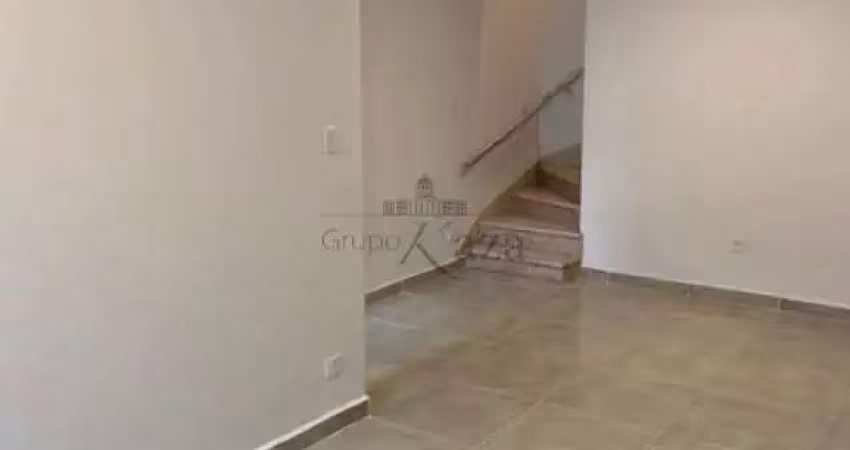 Casa com 3 quartos para alugar na Rua Professor Henrique Neves Lefevre, 562788, Campo Belo, São Paulo