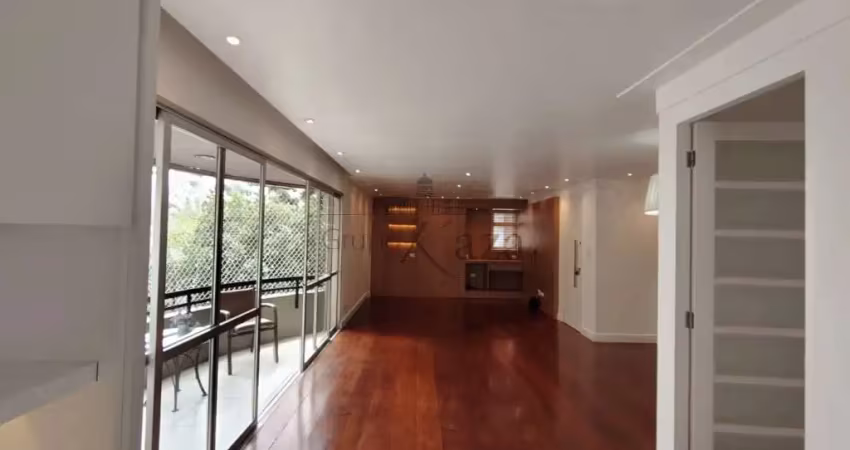 Apartamento com 3 quartos para alugar na Rua Rodrigo Cláudio, 55298, Aclimação, São Paulo