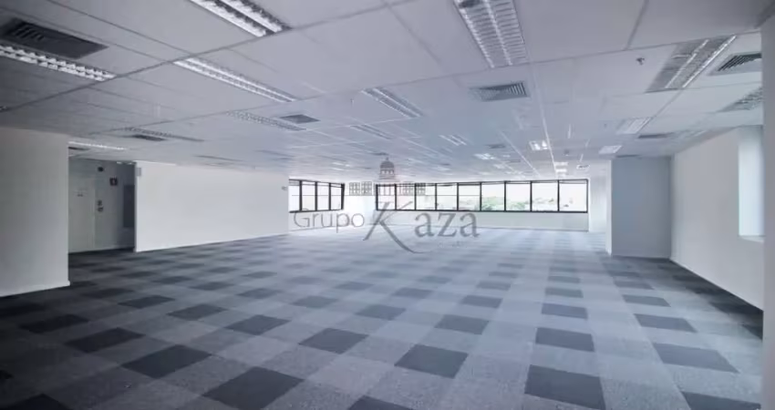 Prédio para alugar na Avenida Eusébio Matoso, 5123875, Pinheiros, São Paulo
