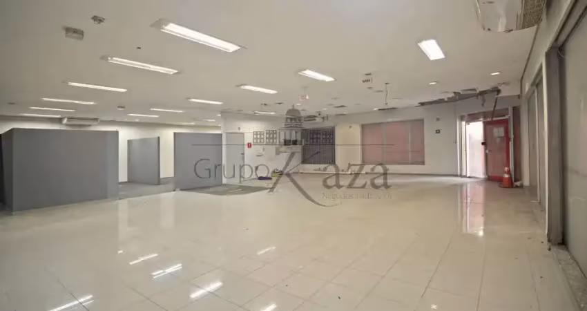 Casa comercial para alugar na Avenida Cotovia, 522085, Indianópolis, São Paulo