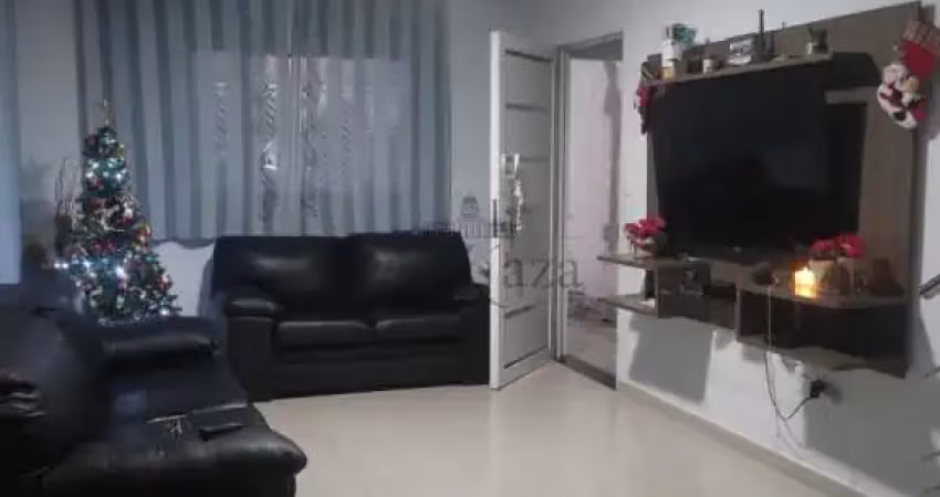 Casa com 4 quartos à venda na Rua Regina Maria Carvalho, Parque dos Ipês, São José dos Campos