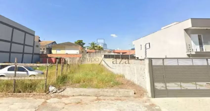 Terreno à venda na Rua José Cobra, Conjunto Residencial Trinta e Um de Março, São José dos Campos